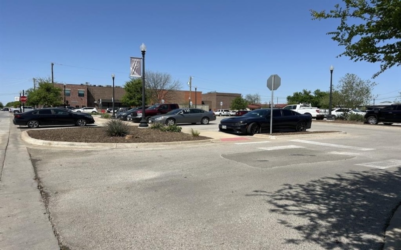 212 S Warren Street, Burleson, TX 76028, ,Commercial Sale,For Sale,212 S Warren Street,20901715