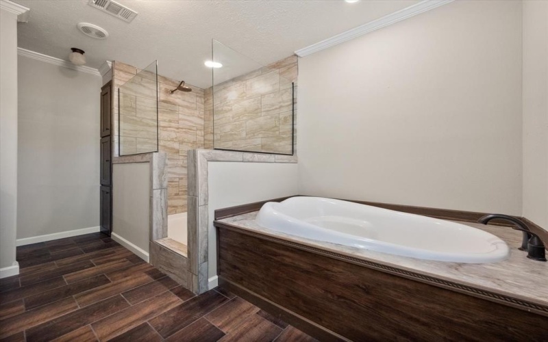 1524 SE County Road 3135, Corsicana, TX 75109, 4 Bedrooms Bedrooms, ,2 BathroomsBathrooms,Residential,For Sale,1524 SE County Road 3135,20901745