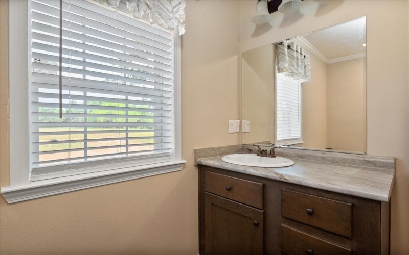1524 SE County Road 3135, Corsicana, TX 75109, 4 Bedrooms Bedrooms, ,2 BathroomsBathrooms,Residential,For Sale,1524 SE County Road 3135,20901745