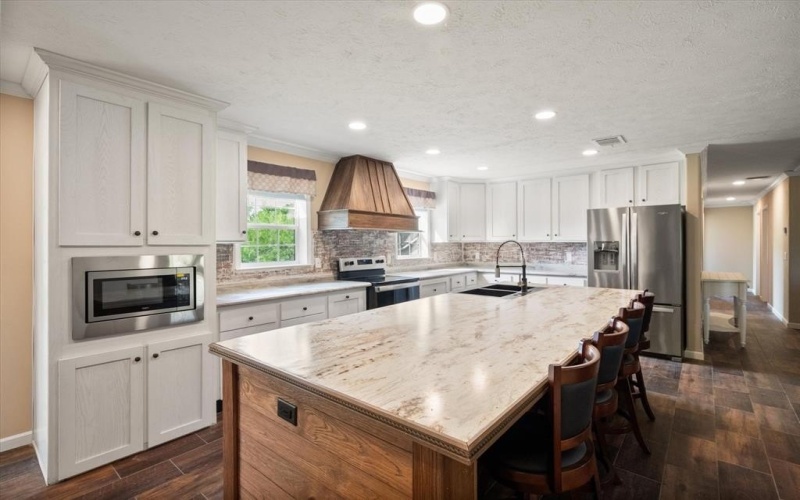 1524 SE County Road 3135, Corsicana, TX 75109, 4 Bedrooms Bedrooms, ,2 BathroomsBathrooms,Residential,For Sale,1524 SE County Road 3135,20901745