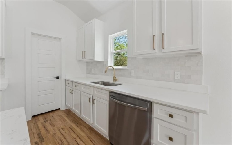 1313 Franklin Avenue, Bonham, TX 75418, 3 Habitaciones Habitaciones , ,2 BañosBaños,Residential,En Venta,1313 Franklin Avenue,20901897