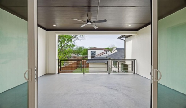 3815 Hawick Lane, Dallas, TX 75220, 5 Habitaciones Habitaciones , ,6 BañosBaños,Residential,En Venta,3815 Hawick Lane,20901982