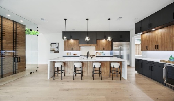 3815 Hawick Lane, Dallas, TX 75220, 5 Habitaciones Habitaciones , ,6 BañosBaños,Residential,En Venta,3815 Hawick Lane,20901982