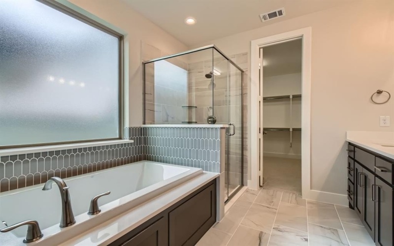 11204 Canopy Trail, Justin, TX 76247, 4 Bedrooms Bedrooms, ,3 BathroomsBathrooms,Residential,For Sale,11204 Canopy Trail,20904446