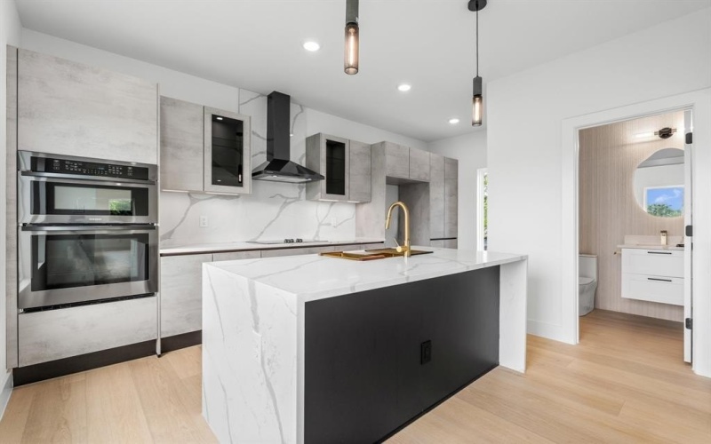 1926 Pueblo Street, Dallas, TX 75212, 3 Bedrooms Bedrooms, ,3 BathroomsBathrooms,Residential,For Sale,1926 Pueblo Street,20904479