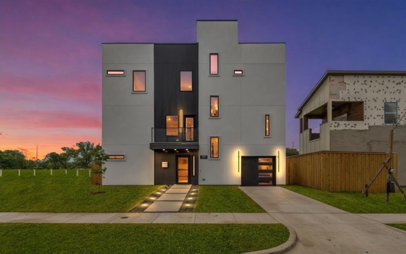 1926 Pueblo Street, Dallas, TX 75212, 3 Bedrooms Bedrooms, ,3 BathroomsBathrooms,Residential,For Sale,1926 Pueblo Street,20904479