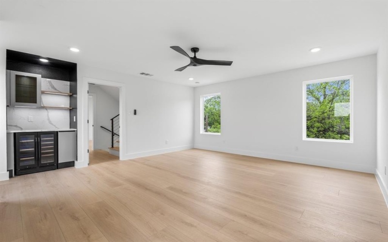 1926 Pueblo Street, Dallas, TX 75212, 3 Bedrooms Bedrooms, ,3 BathroomsBathrooms,Residential,For Sale,1926 Pueblo Street,20904479