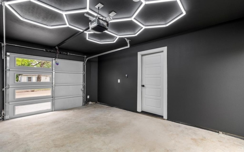1926 Pueblo Street, Dallas, TX 75212, 3 Bedrooms Bedrooms, ,3 BathroomsBathrooms,Residential,For Sale,1926 Pueblo Street,20904479