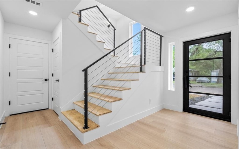 1926 Pueblo Street, Dallas, TX 75212, 3 Bedrooms Bedrooms, ,3 BathroomsBathrooms,Residential,For Sale,1926 Pueblo Street,20904479