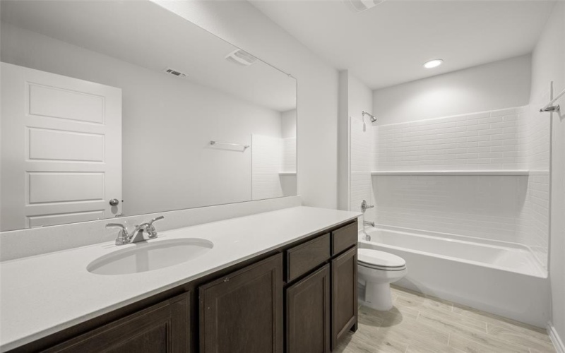 725 Stone Eagle, Azle, TX 76020, 4 Habitaciones Habitaciones , ,3 BañosBaños,Residential,En Venta,725 Stone Eagle,20903389