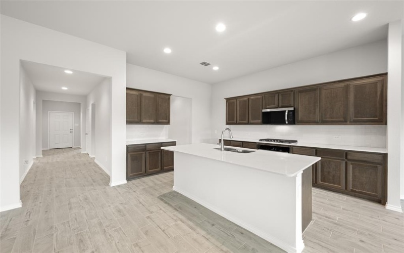 725 Stone Eagle, Azle, TX 76020, 4 Habitaciones Habitaciones , ,3 BañosBaños,Residential,En Venta,725 Stone Eagle,20903389