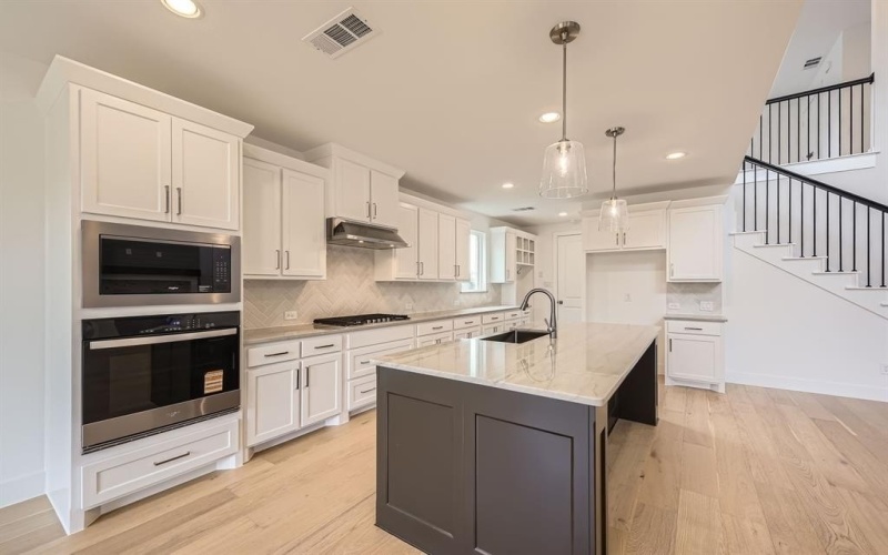 11208 Canopy Trail, Justin, TX 76247, 4 Bedrooms Bedrooms, ,5 BathroomsBathrooms,Residential,For Sale,11208 Canopy Trail,20903495