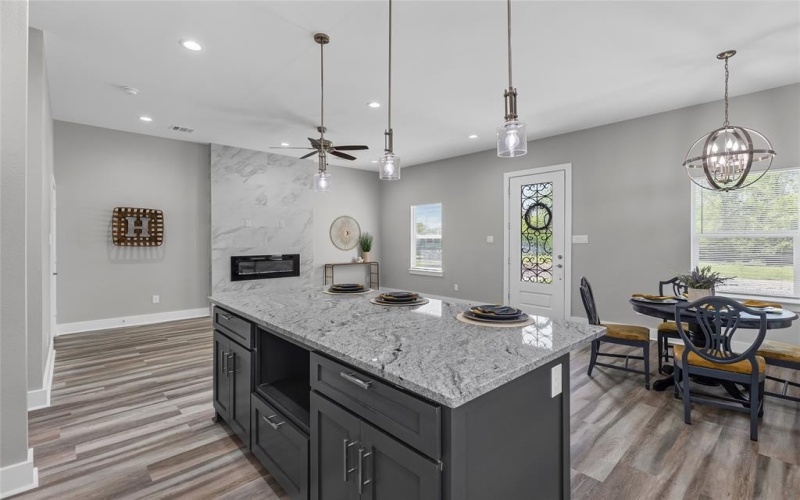 200 Opal Drive, West Tawakoni, TX 75474, 3 Habitaciones Habitaciones , ,2 BañosBaños,Residential,En Venta,200 Opal Drive,20903554