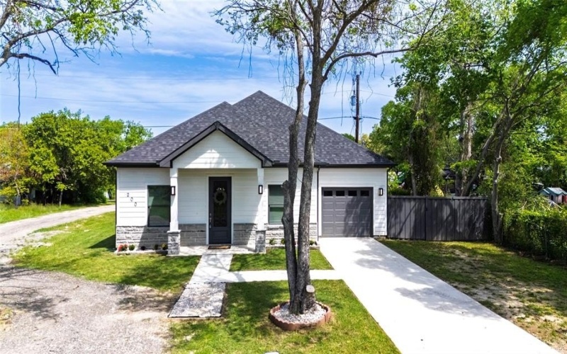 200 Opal Drive, West Tawakoni, TX 75474, 3 Habitaciones Habitaciones , ,2 BañosBaños,Residential,En Venta,200 Opal Drive,20903554