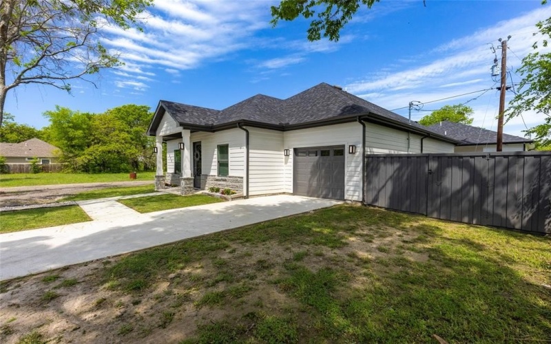 200 Opal Drive, West Tawakoni, TX 75474, 3 Habitaciones Habitaciones , ,2 BañosBaños,Residential,En Venta,200 Opal Drive,20903554
