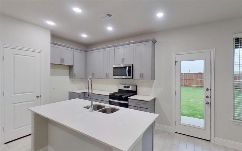 415 Magellan Road, Seagoville, TX 75159, 4 Bedrooms Bedrooms, ,3 BathroomsBathrooms,Residential Lease,For Rent,415 Magellan Road,20903556