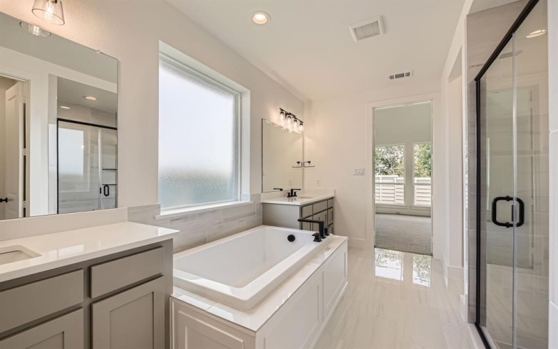 11308 Canopy Trail, Justin, TX 76247, 4 Bedrooms Bedrooms, ,5 BathroomsBathrooms,Residential,For Sale,11308 Canopy Trail,20903637