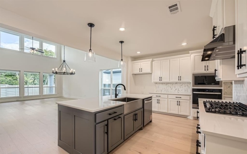 11308 Canopy Trail, Justin, TX 76247, 4 Bedrooms Bedrooms, ,5 BathroomsBathrooms,Residential,For Sale,11308 Canopy Trail,20903637