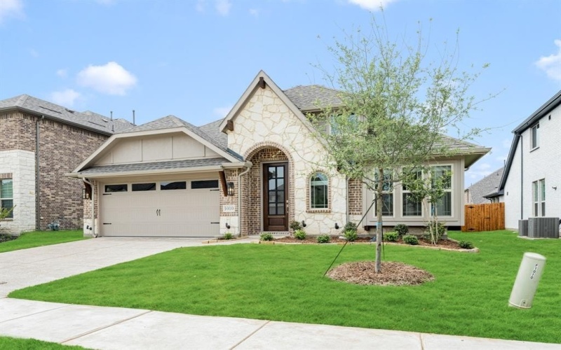 1010 Hickory Chase Lane, Melissa, TX 75454, 4 Bedrooms Bedrooms, ,3 BathroomsBathrooms,Residential,For Sale,1010 Hickory Chase Lane,20903850