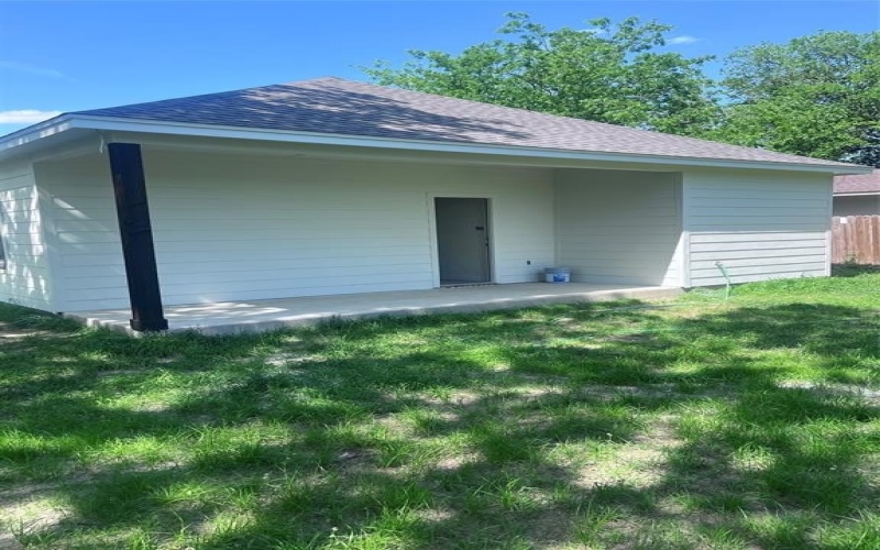 703 E Willingham Street, Cleburne, TX 76031, 3 Bedrooms Bedrooms, ,2 BathroomsBathrooms,Residential,For Sale,703 E Willingham Street,20903929