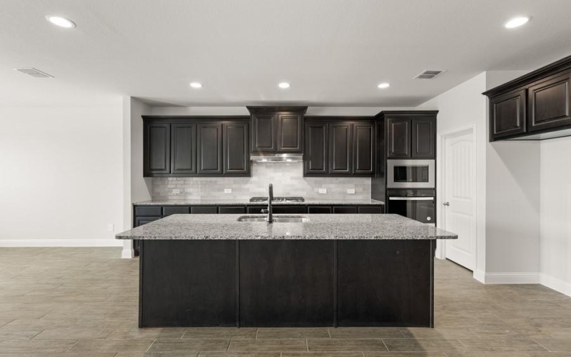 1113 Cascades Drive, Justin, TX 76247, 4 Bedrooms Bedrooms, ,3 BathroomsBathrooms,Residential,For Sale,1113 Cascades Drive,20903991