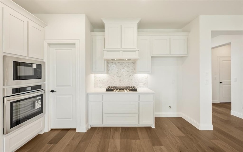 3933 Clingsman Way, McKinney, TX 75071, 5 Bedrooms Bedrooms, ,3 BathroomsBathrooms,Residential,For Sale,3933 Clingsman Way,20908390