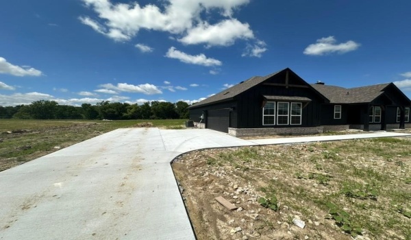 2454 Blackjack Oak Road, Oak Ridge, TX 75161, 3 Habitaciones Habitaciones , ,2 BañosBaños,Residential,En Venta,2454 Blackjack Oak Road,20908476
