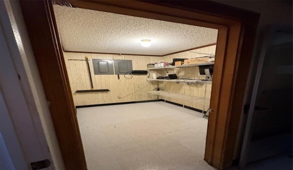 685 W Texas Avenue, Marshall, TX 75692, ,Commercial Sale,En Venta,685 W Texas Avenue,20906146