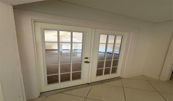 685 W Texas Avenue, Marshall, TX 75692, ,Commercial Sale,En Venta,685 W Texas Avenue,20906146