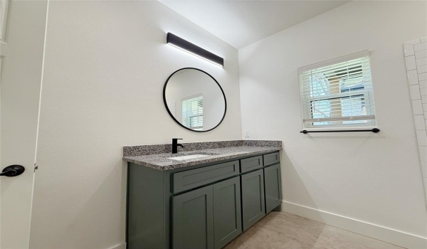 611 W Baker Street, Denison, TX 75020, 3 Bedrooms Bedrooms, ,2 BathroomsBathrooms,Residential,For Sale,611 W Baker Street,20906165