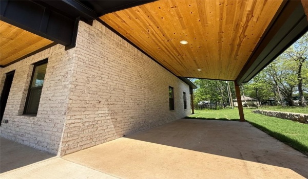 611 W Baker Street, Denison, TX 75020, 3 Bedrooms Bedrooms, ,2 BathroomsBathrooms,Residential,For Sale,611 W Baker Street,20906165