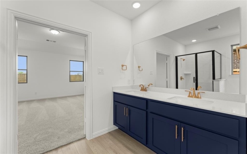 1302 Parkdale Street, Forney, TX 75126, 5 Habitaciones Habitaciones , ,5 BañosBaños,Residential,En Venta,1302 Parkdale Street,20906166
