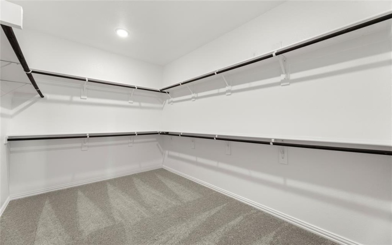 1302 Parkdale Street, Forney, TX 75126, 5 Habitaciones Habitaciones , ,5 BañosBaños,Residential,En Venta,1302 Parkdale Street,20906166