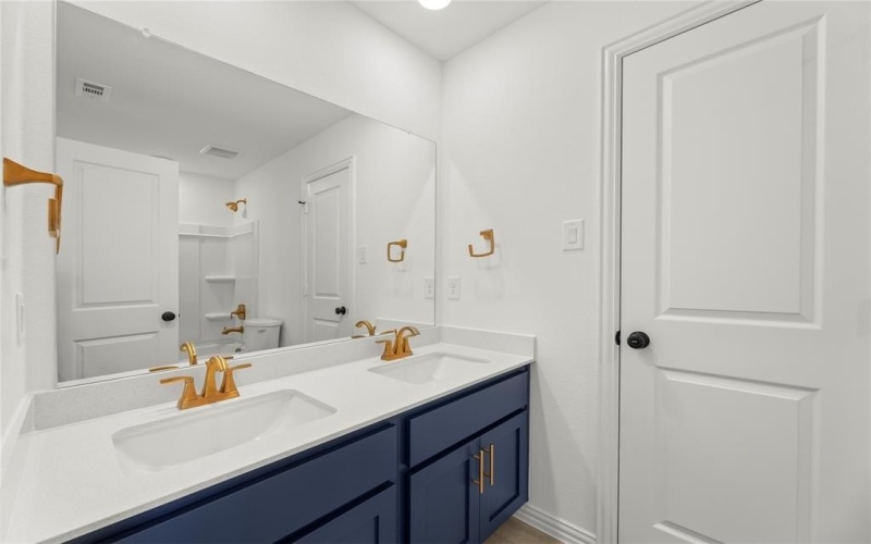 1302 Parkdale Street, Forney, TX 75126, 5 Habitaciones Habitaciones , ,5 BañosBaños,Residential,En Venta,1302 Parkdale Street,20906166