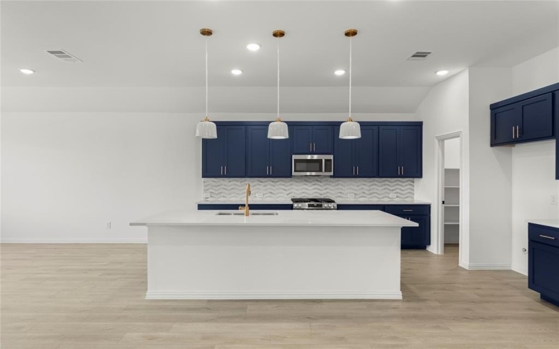 1302 Parkdale Street, Forney, TX 75126, 5 Habitaciones Habitaciones , ,5 BañosBaños,Residential,En Venta,1302 Parkdale Street,20906166