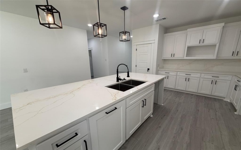 4809 Pickett Street, Greenville, TX 75401, 4 Habitaciones Habitaciones , ,3 BañosBaños,Residential,En Venta,4809 Pickett Street,20904573