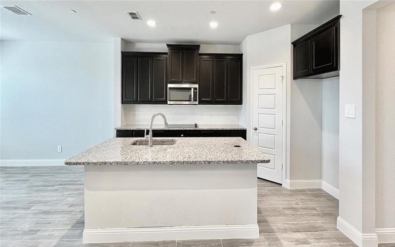 643 Sandiford, Mansfield, TX 76063, 3 Habitaciones Habitaciones , ,2 BañosBaños,Residential,En Venta,643 Sandiford,20904689