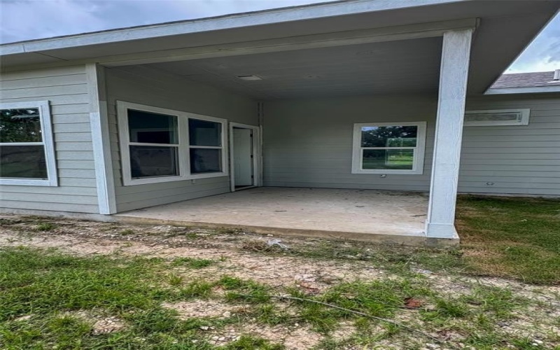 409 S Main Street, Bonham, TX 75418, 3 Bedrooms Bedrooms, ,2 BathroomsBathrooms,Residential,For Sale,409 S Main Street,20906481