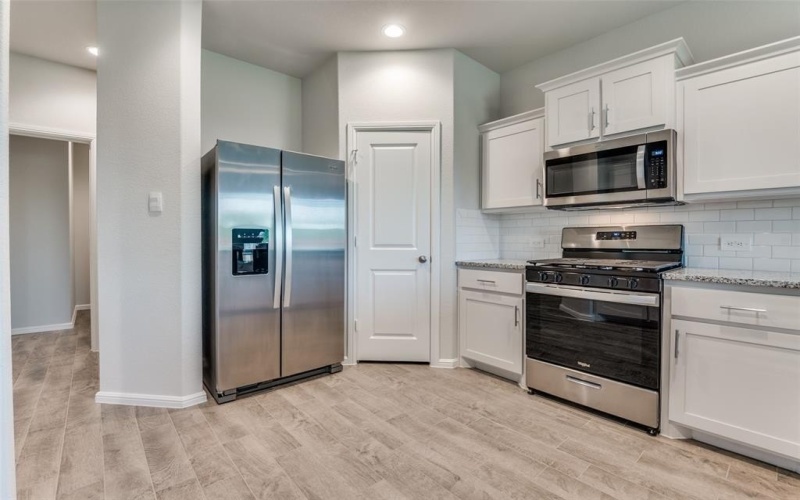 8601 Centerboard Lane, Fort Worth, TX 76179, 4 Bedrooms Bedrooms, ,2 BathroomsBathrooms,Residential Lease,For Rent,8601 Centerboard Lane,20906544