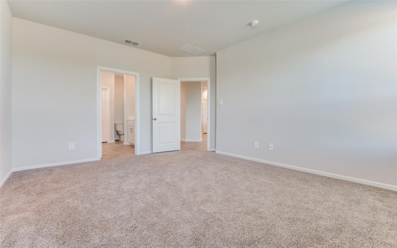 8601 Centerboard Lane, Fort Worth, TX 76179, 4 Bedrooms Bedrooms, ,2 BathroomsBathrooms,Residential Lease,For Rent,8601 Centerboard Lane,20906544