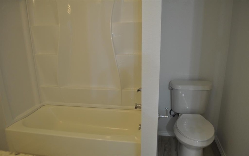 2321 Murphy Court, Red Oak, TX 75154, 3 Bedrooms Bedrooms, ,2 BathroomsBathrooms,Residential Lease,For Rent,2321 Murphy Court,20904782