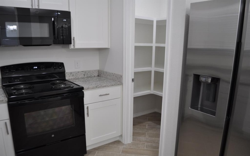 2321 Murphy Court, Red Oak, TX 75154, 3 Bedrooms Bedrooms, ,2 BathroomsBathrooms,Residential Lease,For Rent,2321 Murphy Court,20904782