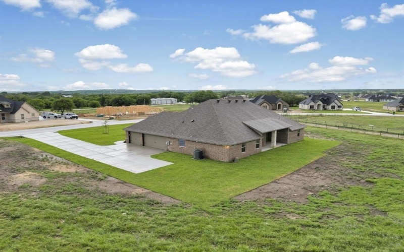 1036 Uplift Drive, Weatherford, TX 76087, 4 Bedrooms Bedrooms, ,3 BathroomsBathrooms,Residential,For Sale,1036 Uplift Drive,20904783