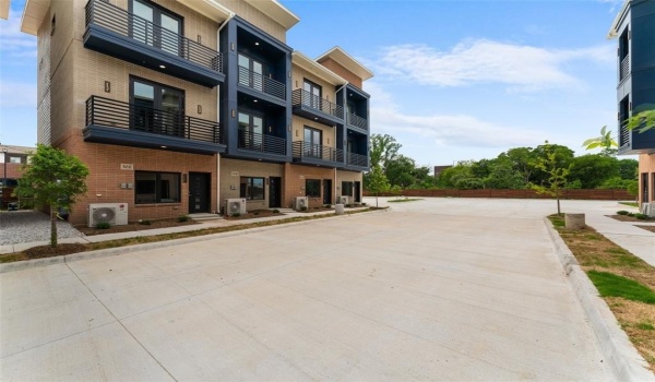 123 Merritt Street #1-4, Fort Worth, TX 76114, 23 Bedrooms Bedrooms, ,14 BathroomsBathrooms,Residential Multi Family,For Sale,123 Merritt Street,20906751