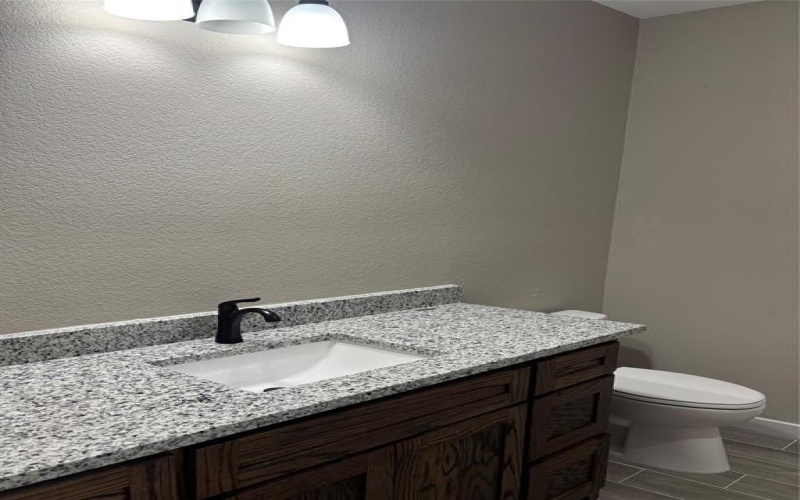 395 Brazos West Drive, Mineral Wells, TX 76067, 3 Habitaciones Habitaciones , ,2 BañosBaños,Residential,En Venta,395 Brazos West Drive,20906778