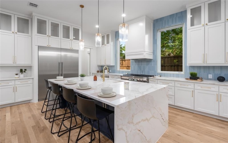 5940 Bryan Parkway, Dallas, TX 75206, 4 Bedrooms Bedrooms, ,5 BathroomsBathrooms,Residential,For Sale,5940 Bryan Parkway,20906828