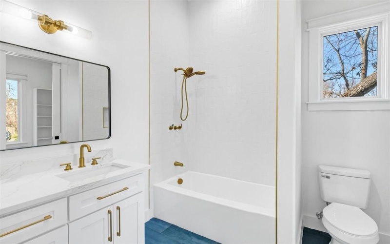 5940 Bryan Parkway, Dallas, TX 75206, 4 Bedrooms Bedrooms, ,5 BathroomsBathrooms,Residential,For Sale,5940 Bryan Parkway,20906828