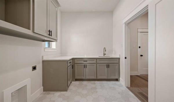 225 Oak Meadow Lane, Weatherford, TX 76085, 3 Bedrooms Bedrooms, ,2 BathroomsBathrooms,Residential Lease,For Rent,225 Oak Meadow Lane,20906870