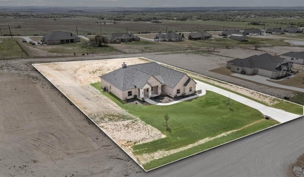 225 Oak Meadow Lane, Weatherford, TX 76085, 3 Bedrooms Bedrooms, ,2 BathroomsBathrooms,Residential Lease,For Rent,225 Oak Meadow Lane,20906870