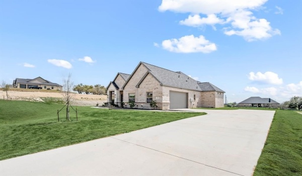 225 Oak Meadow Lane, Weatherford, TX 76085, 3 Bedrooms Bedrooms, ,2 BathroomsBathrooms,Residential Lease,For Rent,225 Oak Meadow Lane,20906870